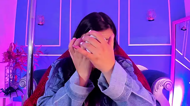 Snapshot of TaraTaylorr chatting on January 8, 2026, 2:50 am TaraTaylorr online show from January 8, 2026, 2:50 am