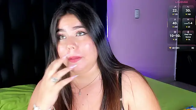 Snapshot of MadissonLee__ chatting on September 22, 2025, 7:09 pm MadissonLee online show from September 22, 2025, 7:09 pm