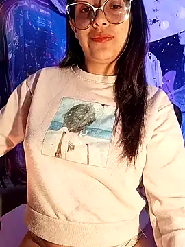 Snapshot of MiaStarts chatting on October 10, 2025, 9:10 am MiaStarts online show from October 10, 2025, 9:10 am