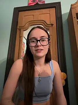 Evalynfox online show from March 6, 2025, 4:41 am