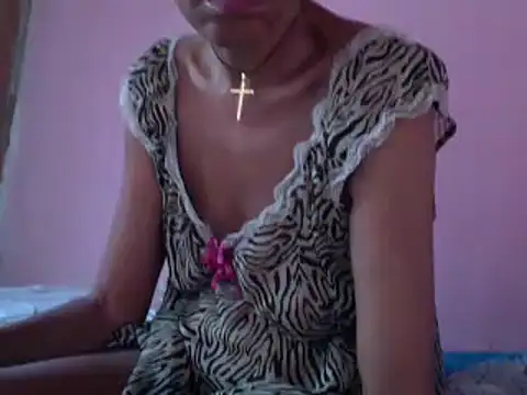 Ladyzee25 online show from April 7, 2026, 11:01 am