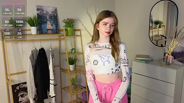 Snapshot of AmityDilley chatting on March 7, 2025, 3:40 am AmityDilley online show from March 7, 2025, 3:40 am