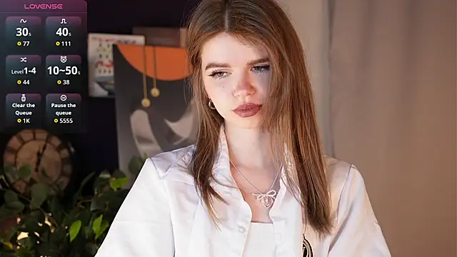 Snapshot of AmityDilley chatting on October 6, 2025, 4:13 am AmityDilley online show from October 6, 2025, 4:13 am