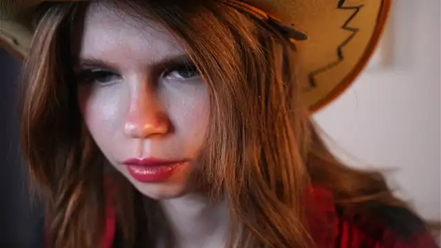 Snapshot of AmityDilley chatting on October 21, 2025, 7:08 am AmityDilley online show from October 21, 2025, 7:08 am