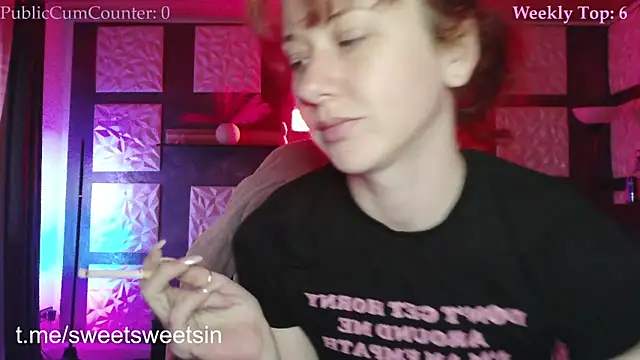 SweetSeraphine online show from April 3, 2026, 8:21 am