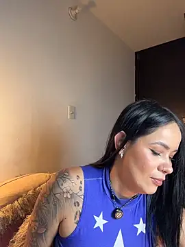 HotAlana  online show from February 11, 2026, 12:10 am