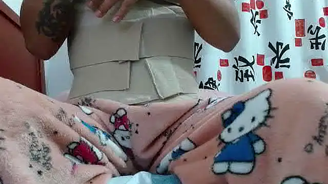 FresitaSquirt24 online show from April 7, 2026, 10:00 pm