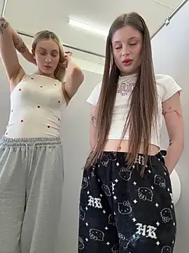 melicious  online show from April 13, 2026, 6:39 am