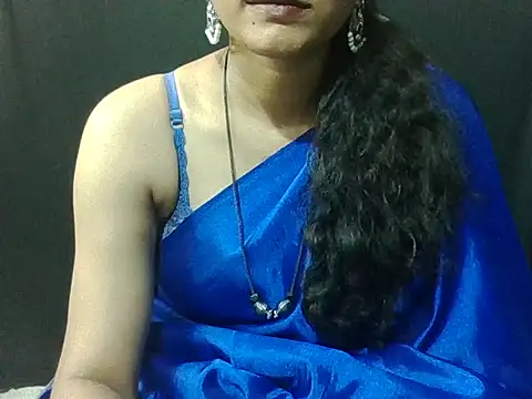 Snapshot of sugandha_bhabhi chatting on December 4, 2025, 5:06 am sugandha bhabhi online show from December 4, 2025, 5:06 am