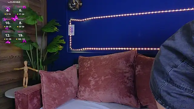 Snapshot of meow_mellie chatting on November 13, 2025, 1:53 am meow mellie online show from November 13, 2025, 1:53 am