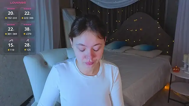 Snapshot of meow_mellie chatting on November 18, 2025, 1:21 am meow mellie online show from November 18, 2025, 1:21 am