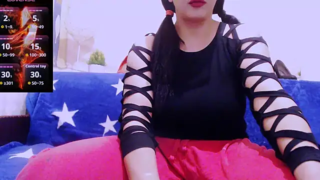 Snapshot of Alina_eve chatting on November 17, 2025, 5:28 pm Alina eve online show from November 17, 2025, 5:28 pm