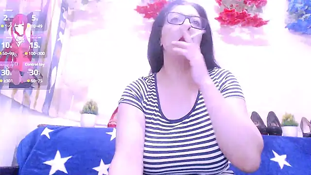 Snapshot of Alina_eve chatting on November 14, 2025, 5:27 pm Alina eve online show from November 14, 2025, 5:27 pm