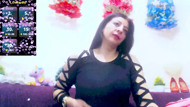 Snapshot of Alina_eve chatting on October 28, 2025, 8:57 am Alina eve online show from October 28, 2025, 8:57 am