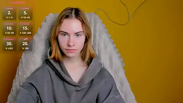 Snapshot of Fiona_Night chatting on February 13, 2026, 6:57 am Fiona Night online show from February 13, 2026, 6:57 am