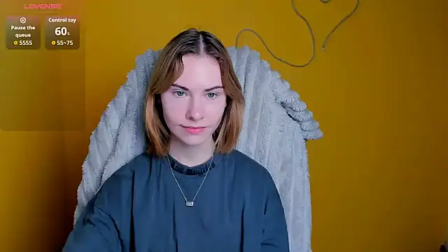 Snapshot of Fiona_Night chatting on February 15, 2026, 6:03 am Fiona Night online show from February 15, 2026, 6:03 am