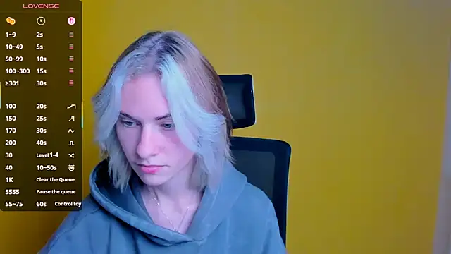 Snapshot of Fiona_Night chatting on September 17, 2025, 5:26 pm Fiona Night online show from September 17, 2025, 5:26 pm