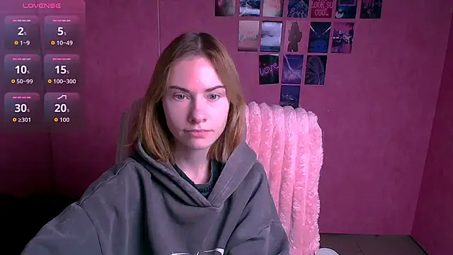 Snapshot of Fiona_Night chatting on February 17, 2026, 6:33 am Fiona Night online show from February 17, 2026, 6:33 am