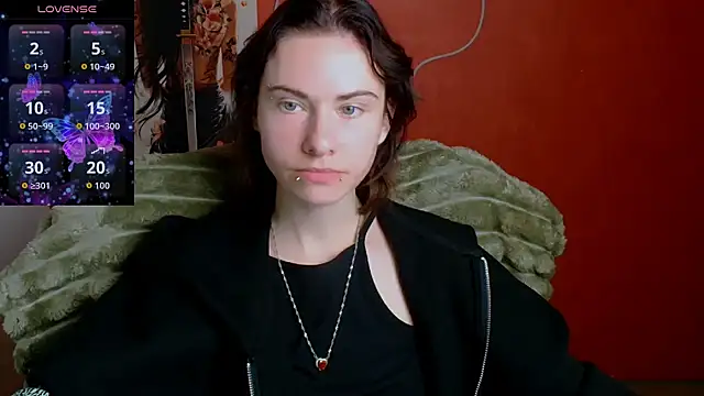 Fiona Night online show from May 17, 2026, 11:21 am