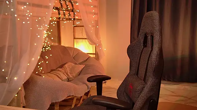 OliviaMcClean online show from February 27, 2026, 7:57 pm