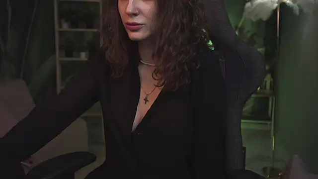 OliviaMcClean online show from April 13, 2026, 1:31 am