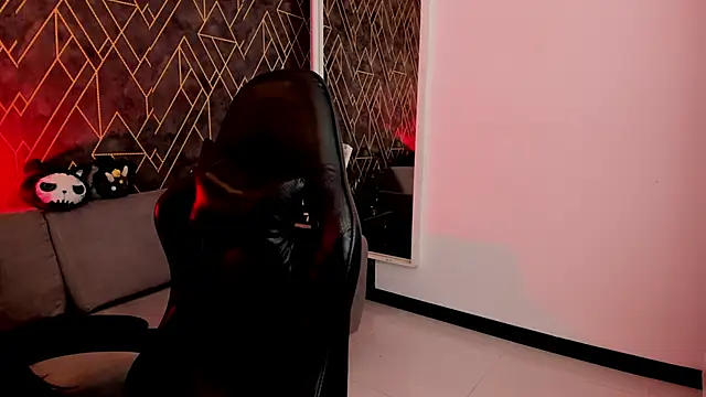 Tahara Romanov online show from February 25, 2026, 3:45 pm