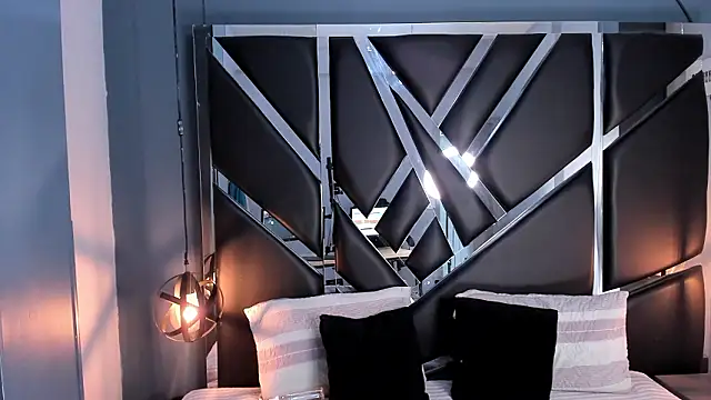 Melissa 23  online show from March 6, 2026, 11:49 am