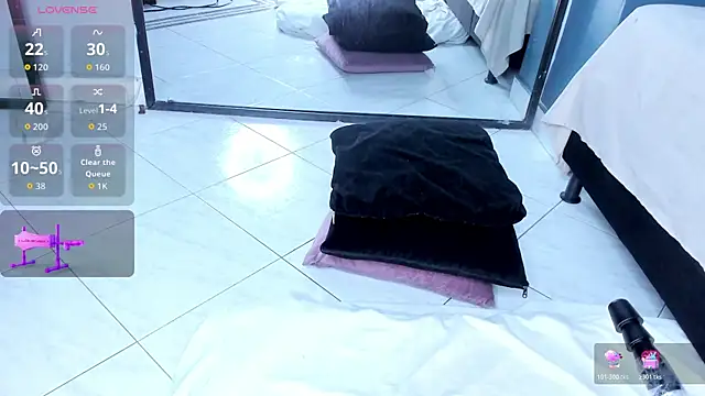 Melissa 23  online show from April 6, 2026, 11:33 am