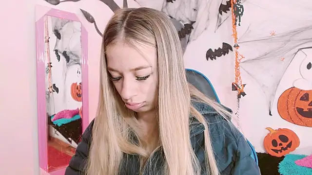 Snapshot of hannah_026 chatting on October 22, 2025, 10:36 am hannah 026 online show from October 22, 2025, 10:36 am