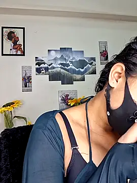 Snapshot of Noor-Bold chatting on November 26, 2025, 3:50 am Noor-Bold online show from November 26, 2025, 3:50 am