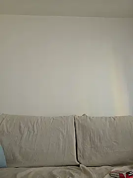 Melody73 online show from February 15, 2026, 9:52 am