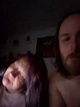 Snapshot of SpnzTnT chatting on January 16, 2026, 3:43 am SpnzTnT online show from January 16, 2026, 3:43 am