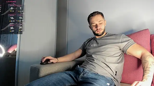 Snapshot of nicholasX1 chatting on September 29, 2025, 4:41 am nicholasX1 online show from September 29, 2025, 4:41 am