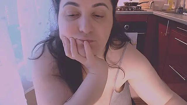 Snapshot of SoftLia chatting on July 13, 2026, 3:06 am SoftLia online show from July 13, 2026, 3:06 am