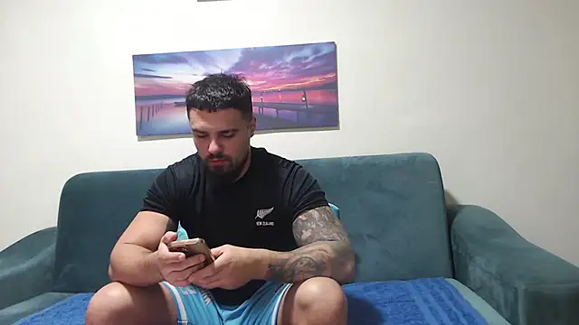 Snapshot of Tiberius_hunk chatting on October 22, 2025, 8:47 am Tiberius hunk online show from October 22, 2025, 8:47 am