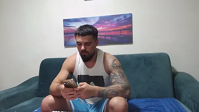 Snapshot of Tiberius_hunk chatting on October 24, 2025, 6:12 am Tiberius hunk online show from October 24, 2025, 6:12 am