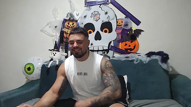 Snapshot of Tiberius_hunk chatting on October 25, 2025, 4:51 pm Tiberius hunk online show from October 25, 2025, 4:51 pm