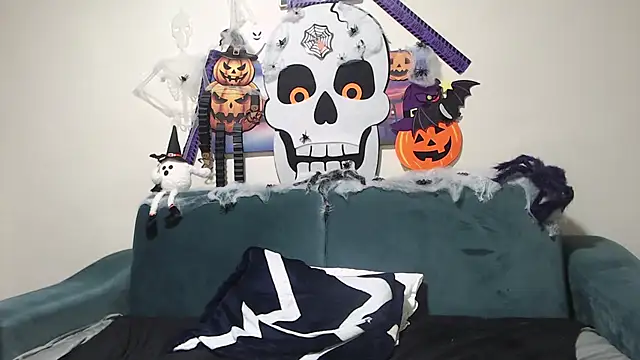 Snapshot of Tiberius_hunk chatting on October 31, 2025, 8:16 pm Tiberius hunk online show from October 31, 2025, 8:16 pm