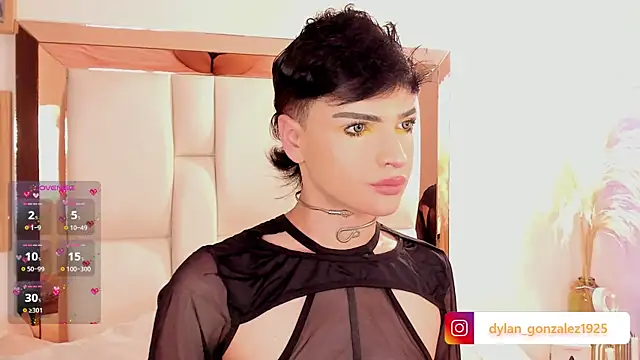 Dylan Turnerr online show from November 27, 2025, 8:42 pm