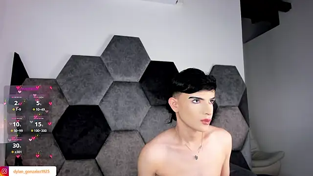 Snapshot of Dylan_Turnerr chatting on September 21, 2025, 8:58 pm Dylan Turnerr online show from September 21, 2025, 8:58 pm