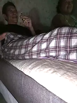 parejade225xh online show from November 15, 2025, 9:41 pm