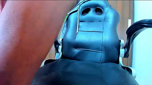 Dreamastercum  online show from January 7, 2026, 9:31 pm