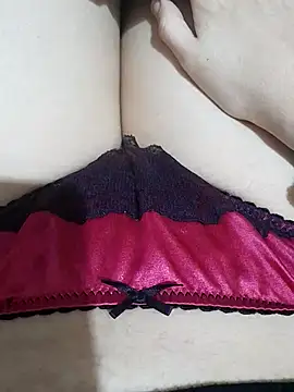 Snapshot of yakot7 chatting on November 24, 2025, 11:27 pm yakot7 online show from November 24, 2025, 11:27 pm