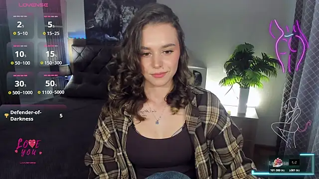 EmelyMason online show from April 11, 2026, 8:18 am