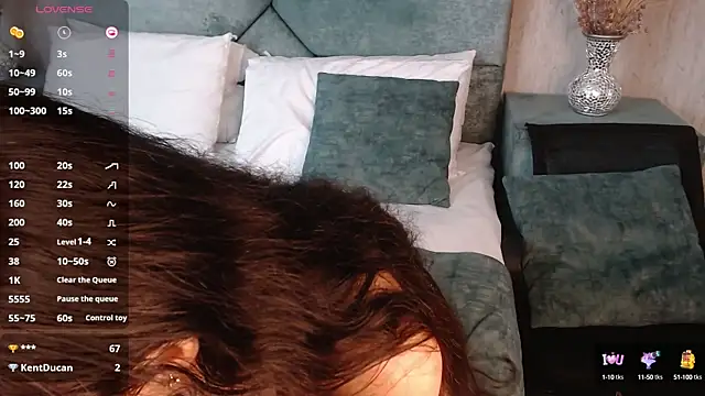 LiliJensen online show from March 22, 2025, 1:00 am