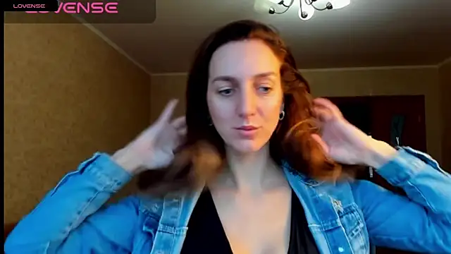 Snapshot of desired_zzoya chatting on November 27, 2025, 4:13 am desired zzoya online show from November 27, 2025, 4:13 am