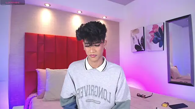 Jonas Rivers online show from April 8, 2026, 3:08 am