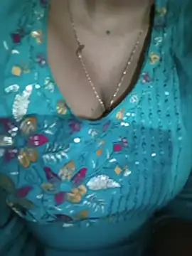 Sexyradha  online show from May 19, 2026, 8:54 am