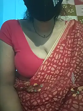 Snapshot of Sexyradha_ chatting on February 6, 2026, 4:47 pm Sexyradha online show from February 6, 2026, 4:47 pm