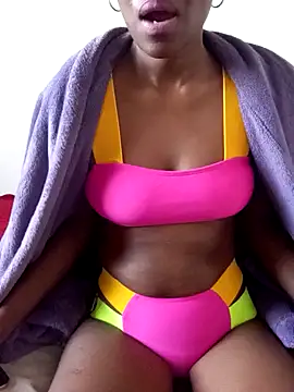 Missvixen81 online show from November 12, 2025, 5:11 am